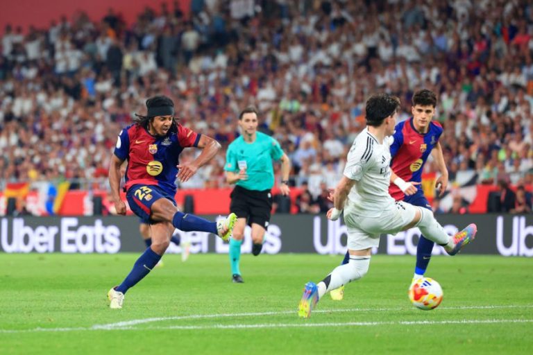 Why Some La Liga Teams Consistently Finish Attacks From the Left Side